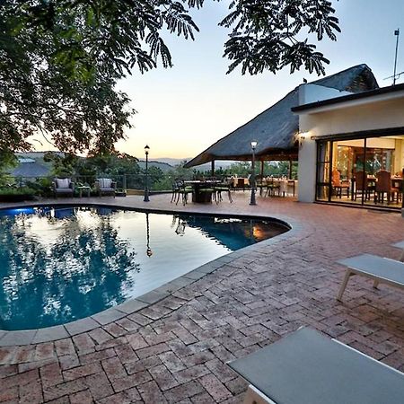 La Roca Guest House Mbombela Exterior photo